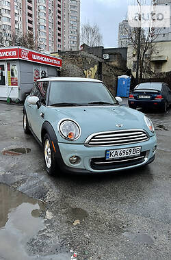 Хэтчбек MINI Hatch 2011 в Киеве