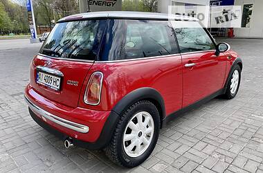 Купе MINI Hatch 2004 в 