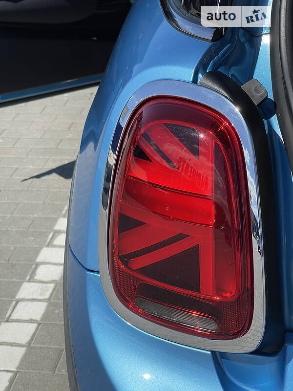 Хэтчбек MINI Hatch 2016 в Ивано-Франковске