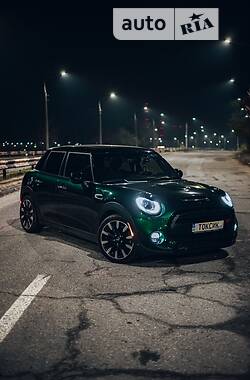 MINI Hatch 2016