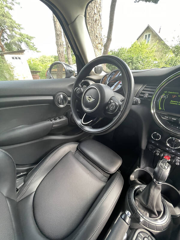 Хетчбек MINI Hatch 2015 в Києві