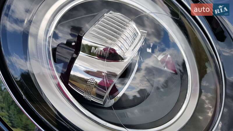 Хетчбек MINI Hatch 2018 в Києві