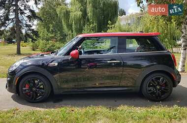 Хетчбек MINI Hatch 2018 в 