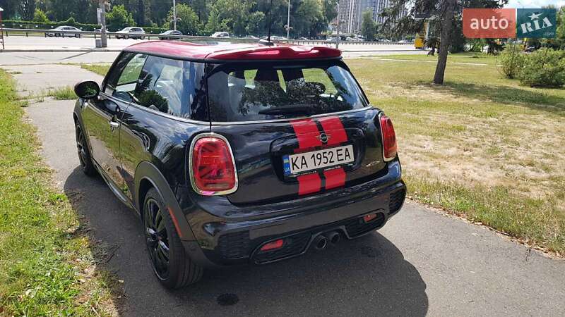 Хетчбек MINI Hatch 2018 в Києві