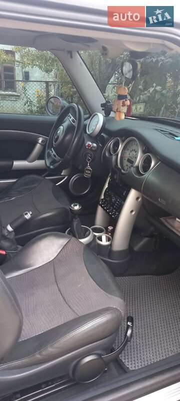 Купе MINI Hatch 2004 в Подільську
