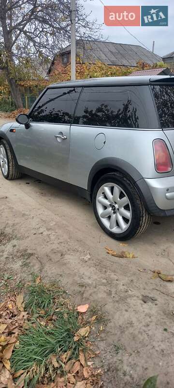 Купе MINI Hatch 2004 в Подільську