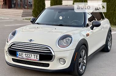 Хэтчбек MINI Hatch 2014 в Днепре