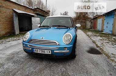 Хэтчбек MINI Hatch 2004 в Виннице