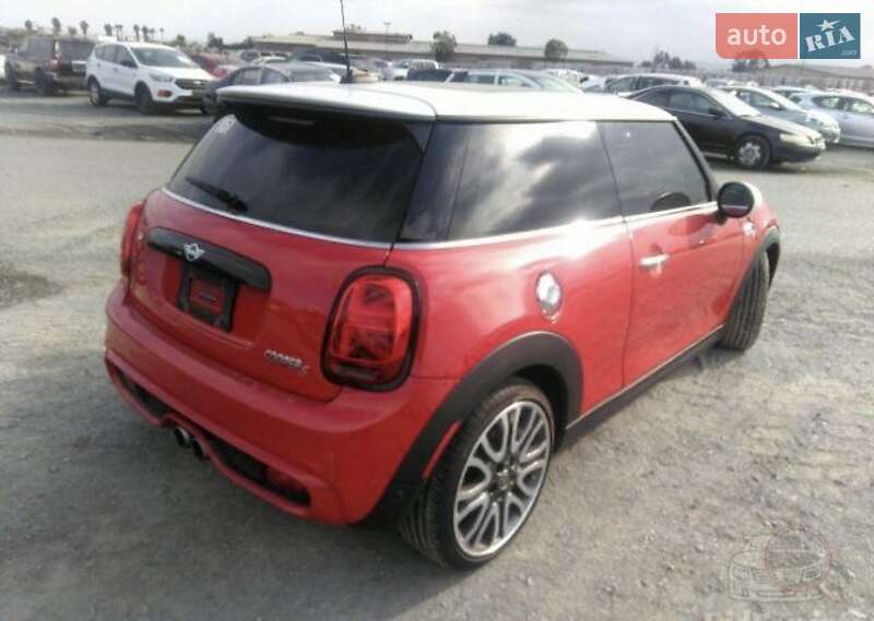 Хетчбек MINI Hatch 2018 в Львові