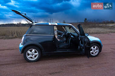 Хетчбек MINI Hatch 2006 в Житомирі