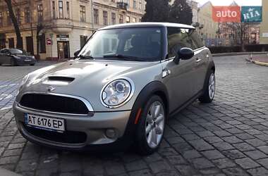 Седан MINI Hatch 2008 в Черновцах