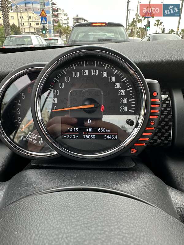 Кабриолет MINI Hatch 2016 в Киеве