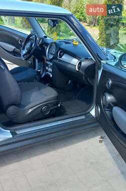 Хетчбек MINI Hatch 2007 в Дубні