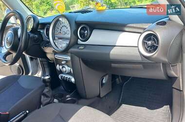 Хетчбек MINI Hatch 2007 в Дубні