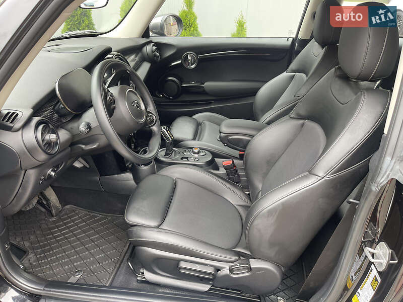 Хетчбек MINI Hatch 2020 в Івано-Франківську