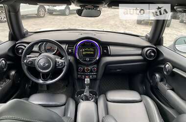 Хетчбек MINI Hatch 2014 в 