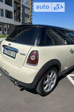 Купе MINI Hatch 2009 в Броварах