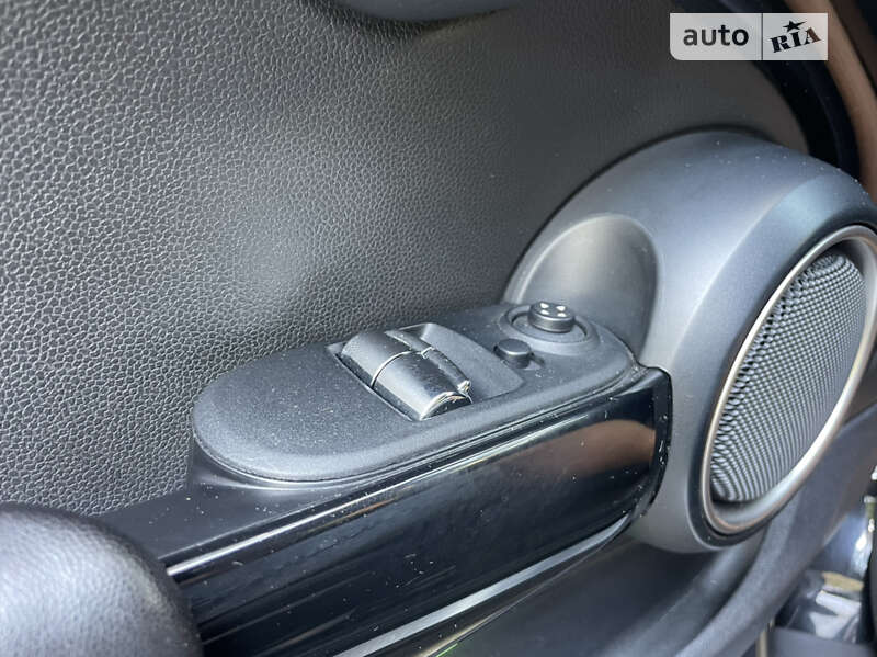 Седан MINI Hatch 2015 в Києві