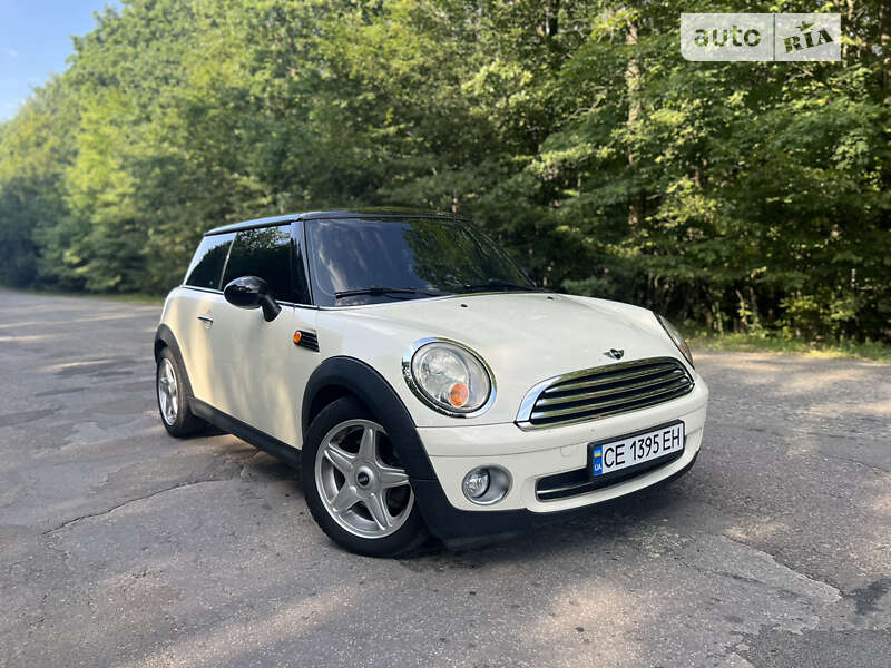 2007 Mini Hatch, VIN WMWMG310X0TU45774:plate — фото 1 (autoria)