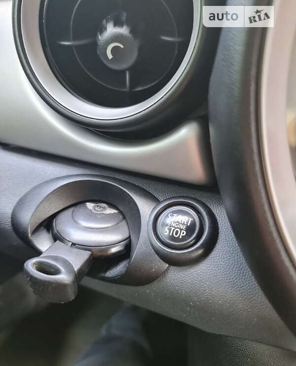 Хетчбек MINI Hatch 2008 в Києві