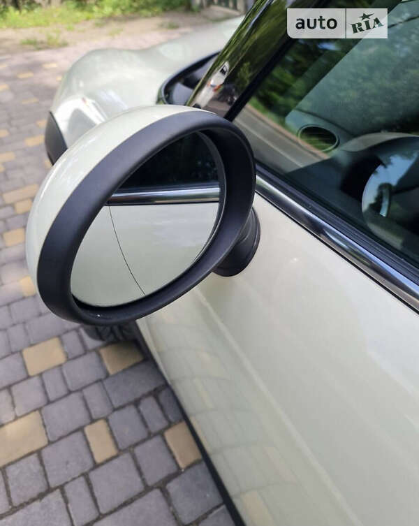 Хетчбек MINI Hatch 2008 в Києві