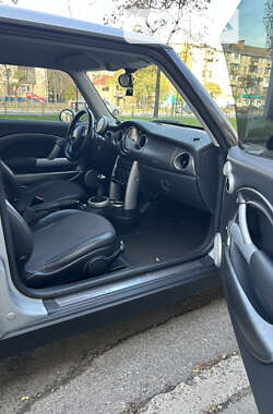 Хэтчбек MINI Hatch 2004 в Киеве фото 12 Хэтчбек MINI Hatch 2004 в Киеве