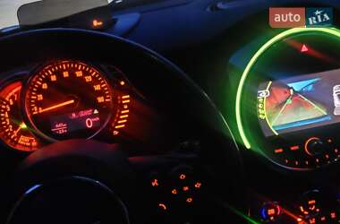 Хетчбек MINI Hatch 2015 в 