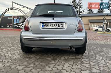 Хетчбек MINI Hatch 2002 в Кривому Розі