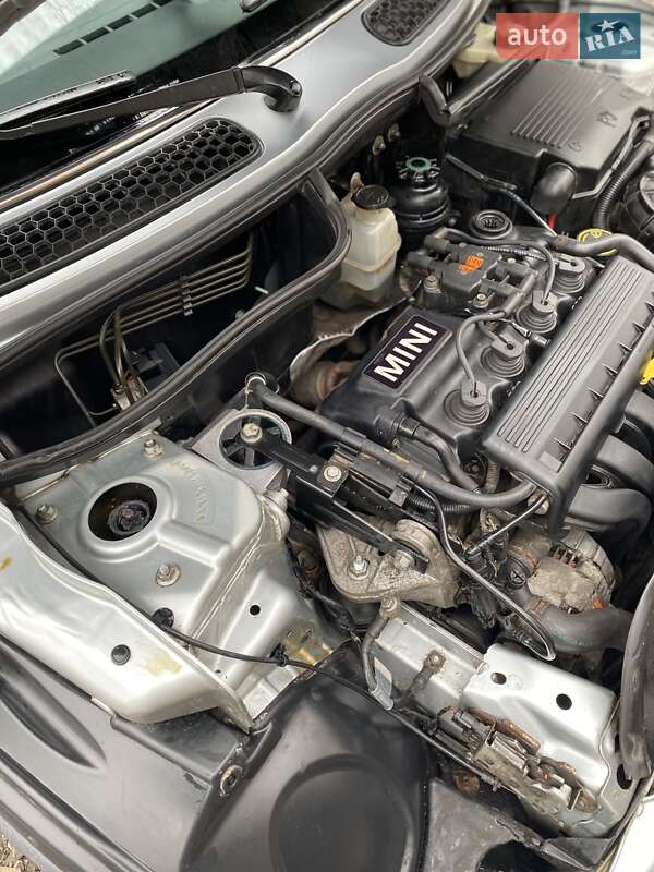 Хетчбек MINI Hatch 2002 в Кривому Розі