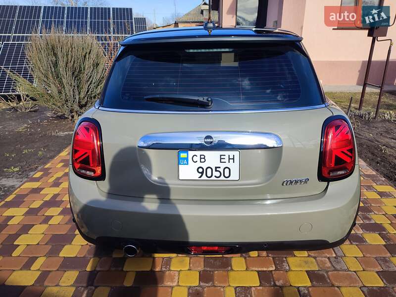 Хетчбек MINI Hatch 2019 в Пирятині