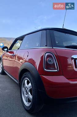 Хэтчбек MINI Hatch 2010 в Яремче