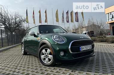 Хетчбек MINI Hatch 2015 в Одесі