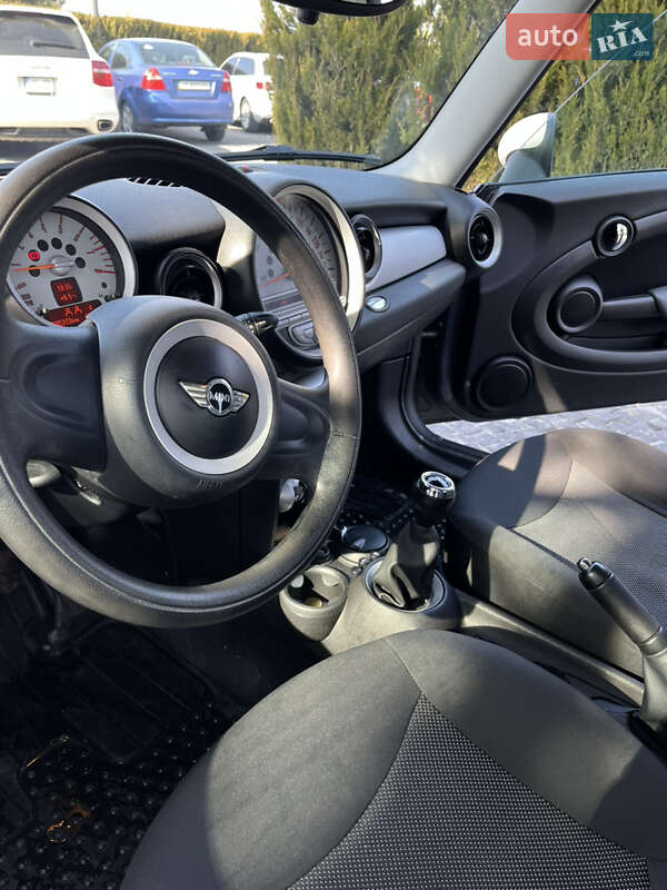 Хетчбек MINI Hatch 2010 в Дніпрі