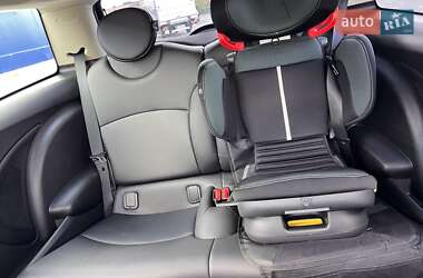 Хэтчбек MINI Hatch 2012 в Ковеле
