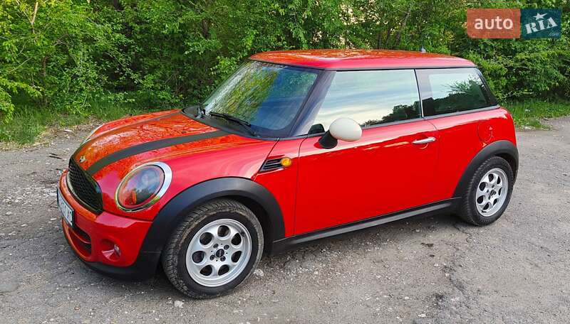 Хэтчбек MINI Hatch 2013 в 