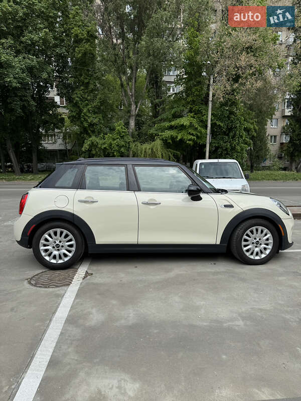 Хэтчбек MINI Hatch 2015 в Днепре