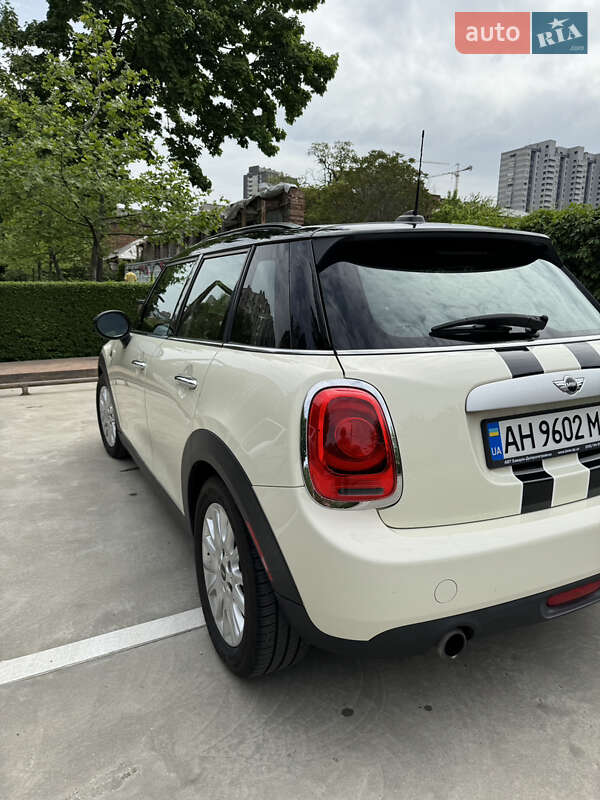 Хэтчбек MINI Hatch 2015 в Днепре