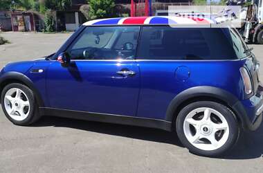 Хэтчбек MINI Hatch 2004 в Киеве