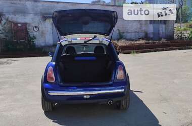 Хэтчбек MINI Hatch 2004 в Киеве