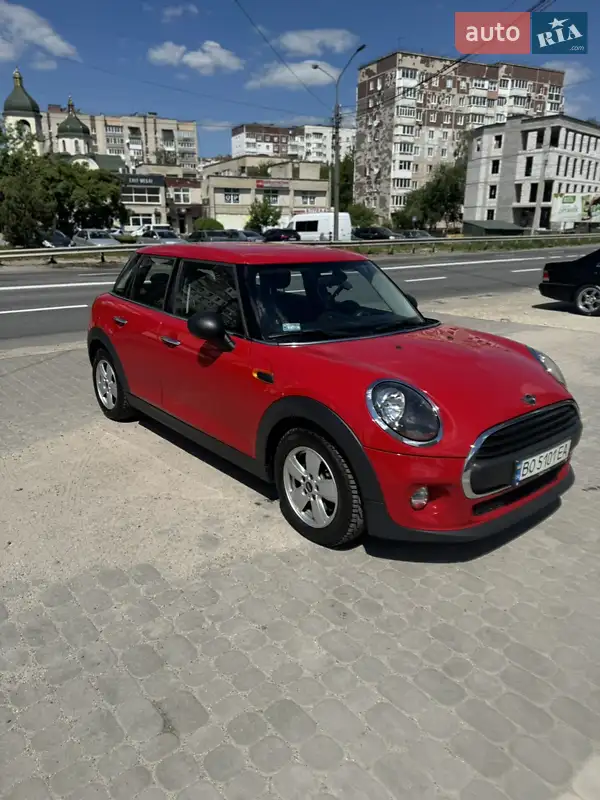 MINI Hatch
