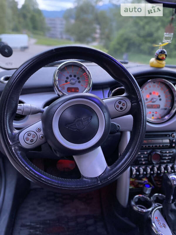 Хэтчбек MINI Hatch 2005 в Одессе фото 18 Хэтчбек MINI Hatch 2005 в Одессе