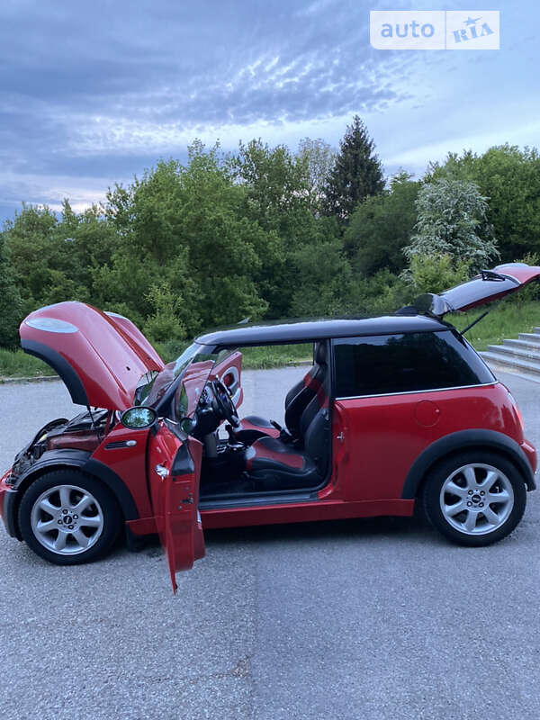 Хэтчбек MINI Hatch 2005 в Одессе фото 22 Хэтчбек MINI Hatch 2005 в Одессе
