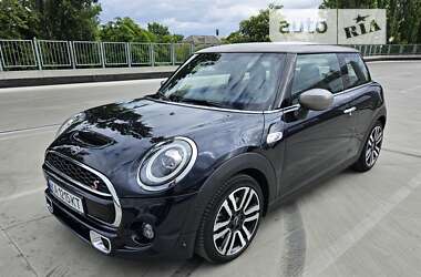 Хетчбек MINI Hatch 2019 в Києві