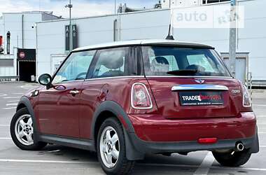 Хэтчбек MINI Hatch 2008 в Киеве