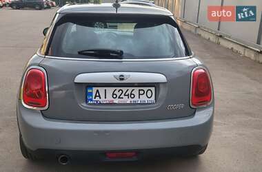 Хэтчбек MINI Hatch 2015 в Киеве