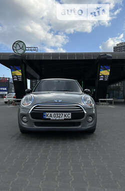 Хэтчбек MINI Hatch 2015 в Киеве