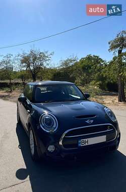 MINI Hatch 2014