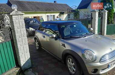 Хетчбек MINI Hatch 2008 в Чернівцях
