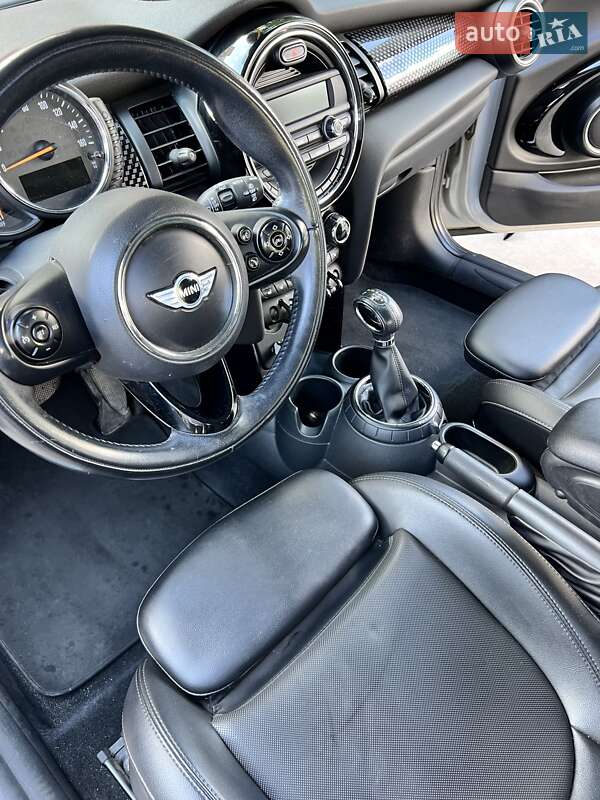 Хетчбек MINI Hatch 2014 в Запоріжжі