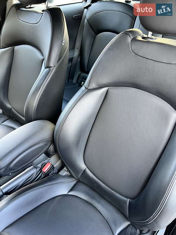 Хетчбек MINI Hatch 2014 в Запоріжжі